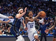 开云体育入口-包含广州队完胜鹈鹕，莫兰特状态火热的词条