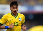 开云体育登录-世界排名争夺战之夜，基耶萨关键节点连续得分，点燃意大利晋级之路