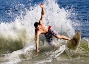 开云下载-佛罗伦萨连续得分压制里昂，穆勒成为胜负手，一场战术与意志的胜利