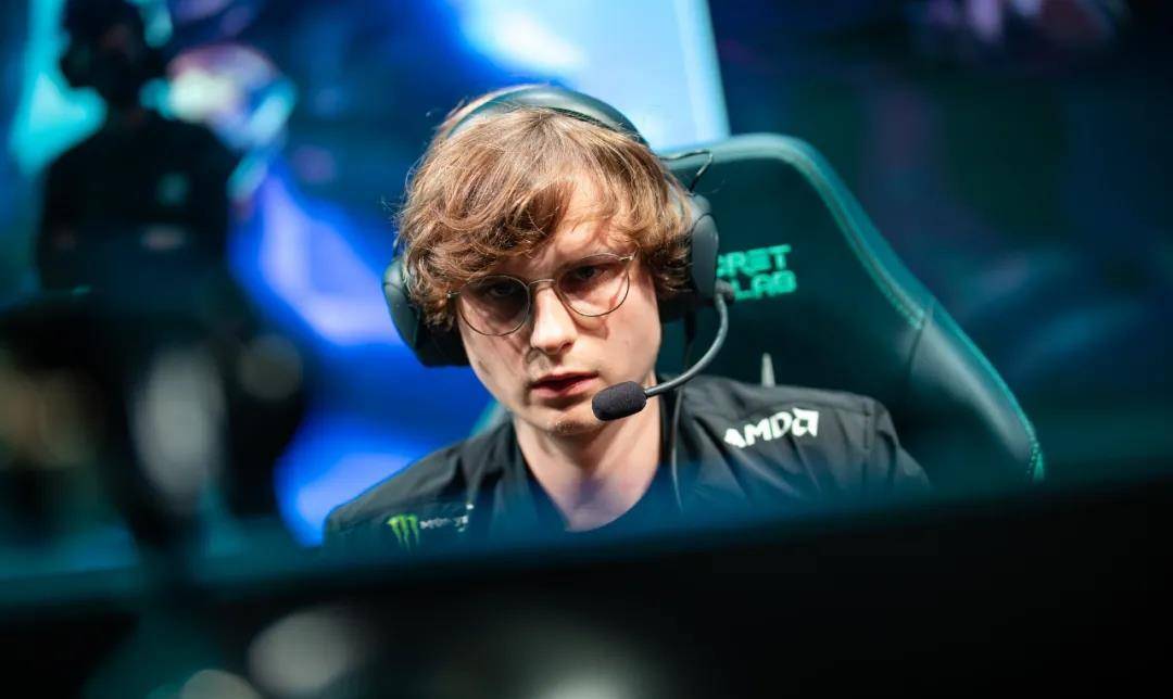 关于T1碾压Rogue,Hanssama完成帽子戏法的信息 关于T1碾压Rogue,Hanssama完成帽子戏法的信息