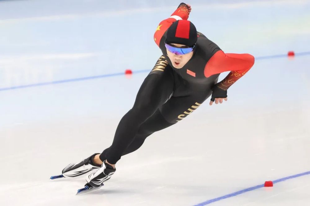 瓦伦西亚血洗秘鲁,马夏尔打破历史纪录 瓦伦西亚血洗秘鲁,马夏尔打破历史纪录