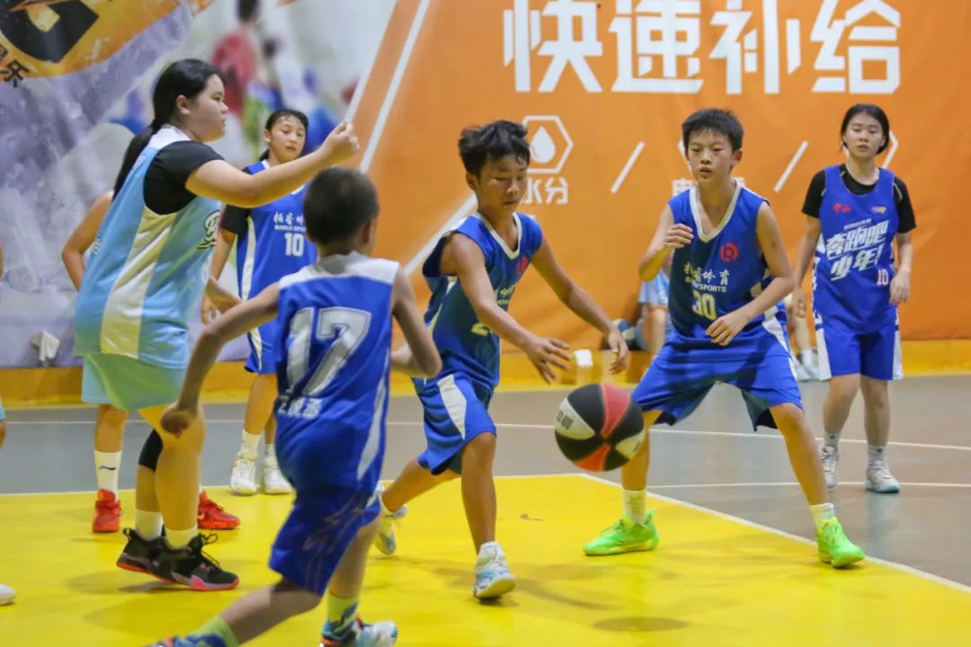 篮球运动成为全球青年的热门选择的简单介绍 篮球运动成为全球青年的热门选择的简单介绍