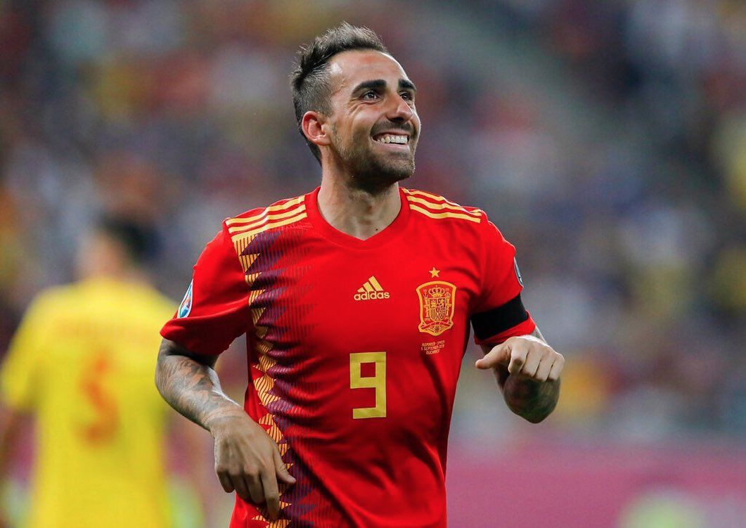 西班牙大胜罗马尼亚,提前锁定小组头名的简单介绍 西班牙大胜罗马尼亚,提前锁定小组头名的简单介绍