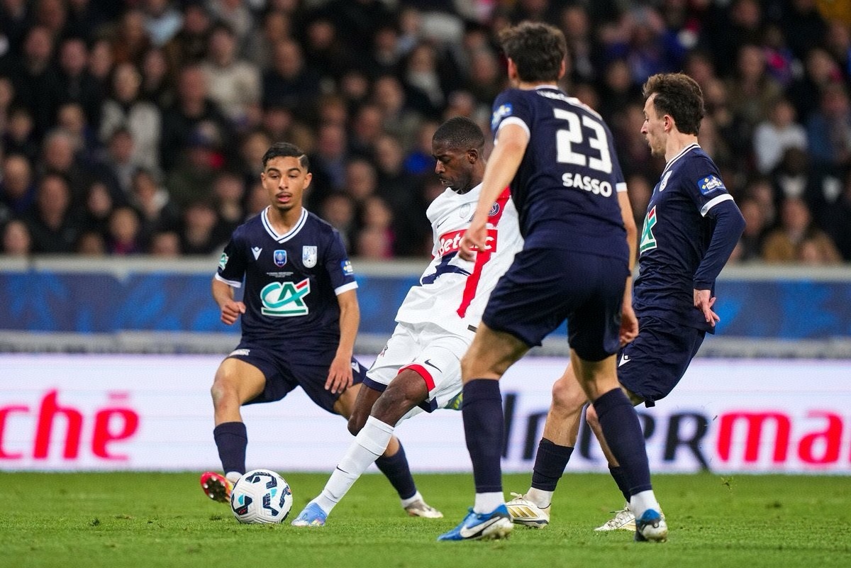 包含法国险胜西班牙,博格巴2统治全场的词条 包含法国险胜西班牙,博格巴2统治全场的词条