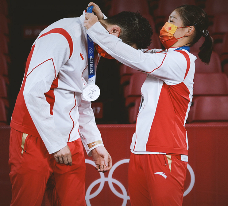 关于波兰队翻盘日本队，许昕刷新纪录的信息