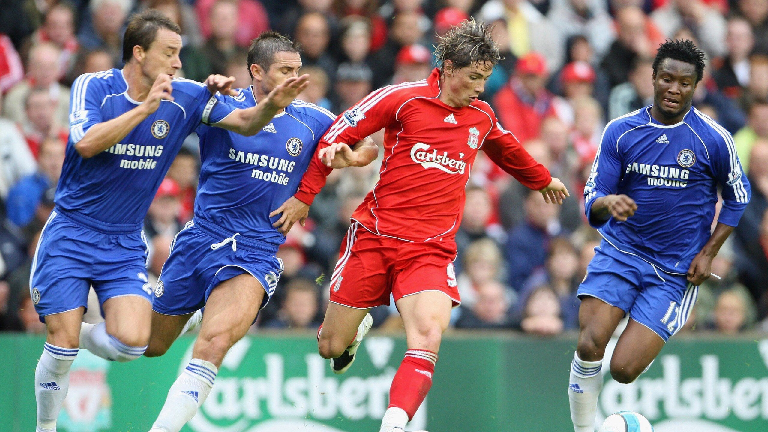 暗夜极速,蒂亚戈·F1街道赛的防线撕裂者